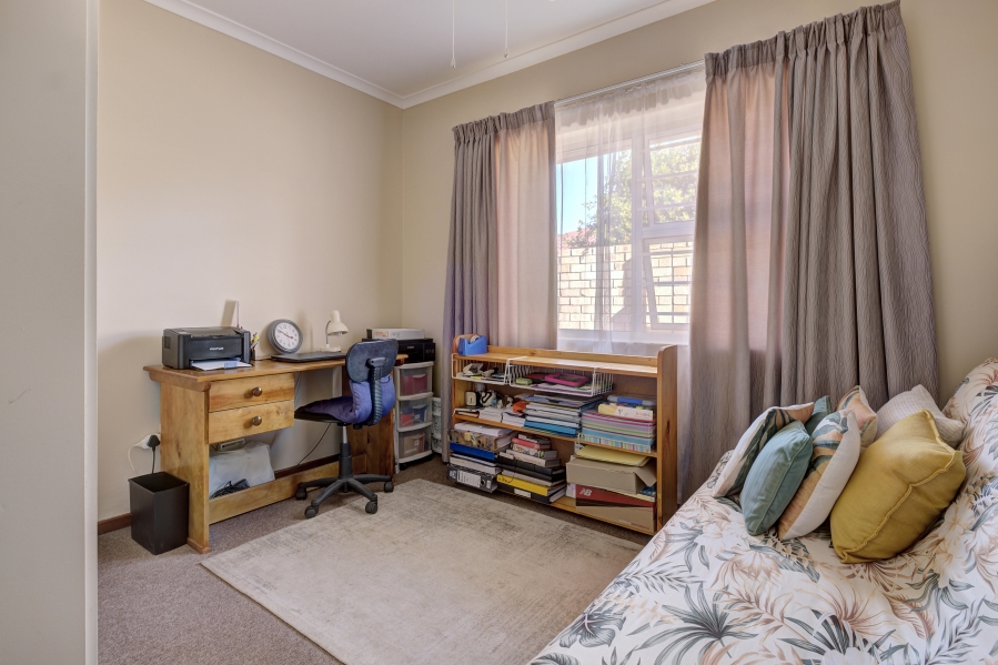 3 Bedroom Property for Sale in Summerstrand Eastern Cape